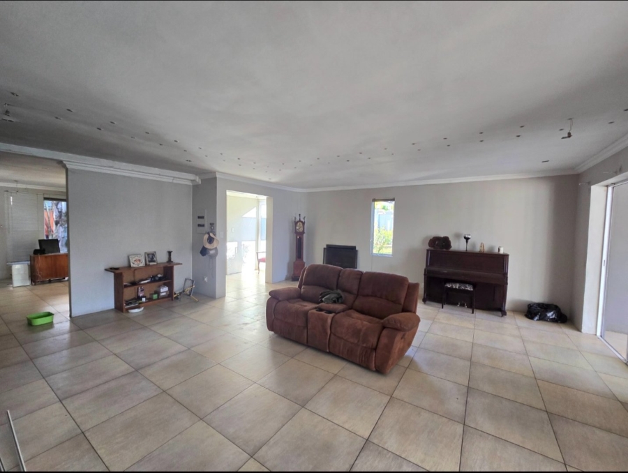 4 Bedroom Property for Sale in Dan Pienaar Free State